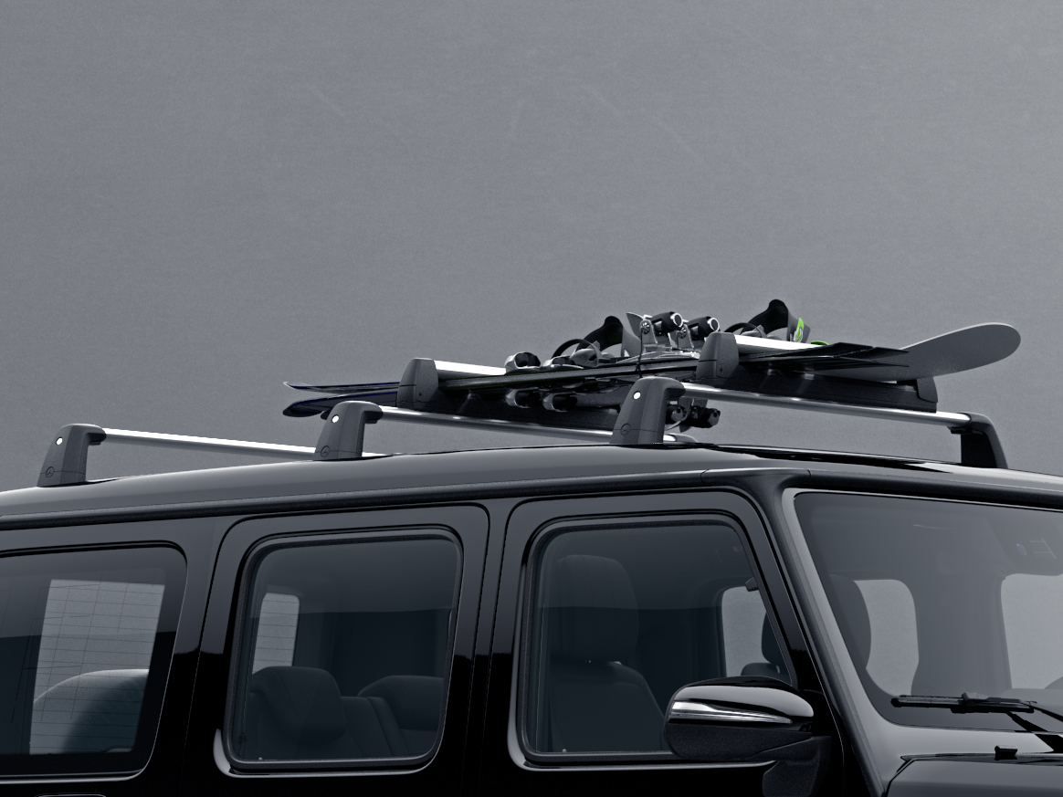 Grundträger auf einem Dach eines Geländewagens